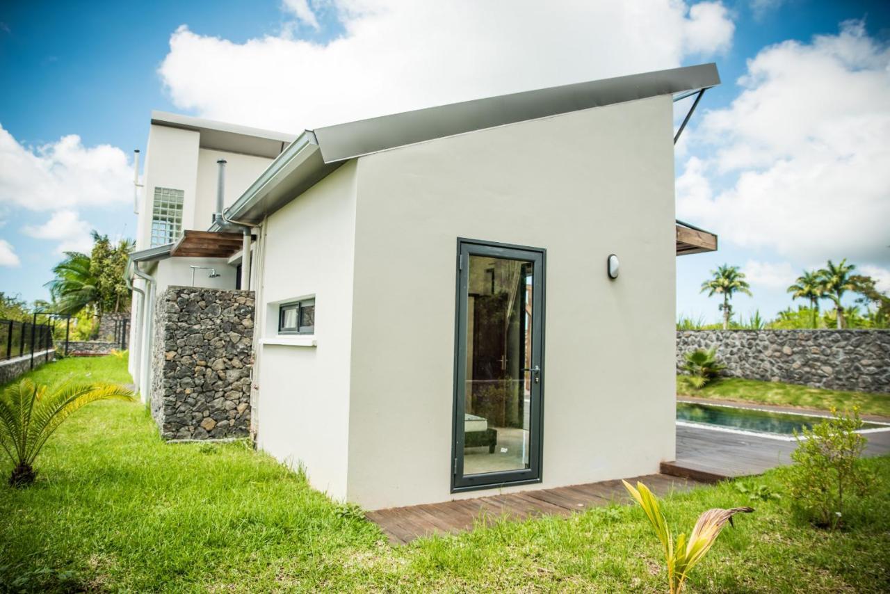 Villa Isis A L Entre-Deux Avec Piscine Pour 7 Personnes Entre Deux Exterior photo