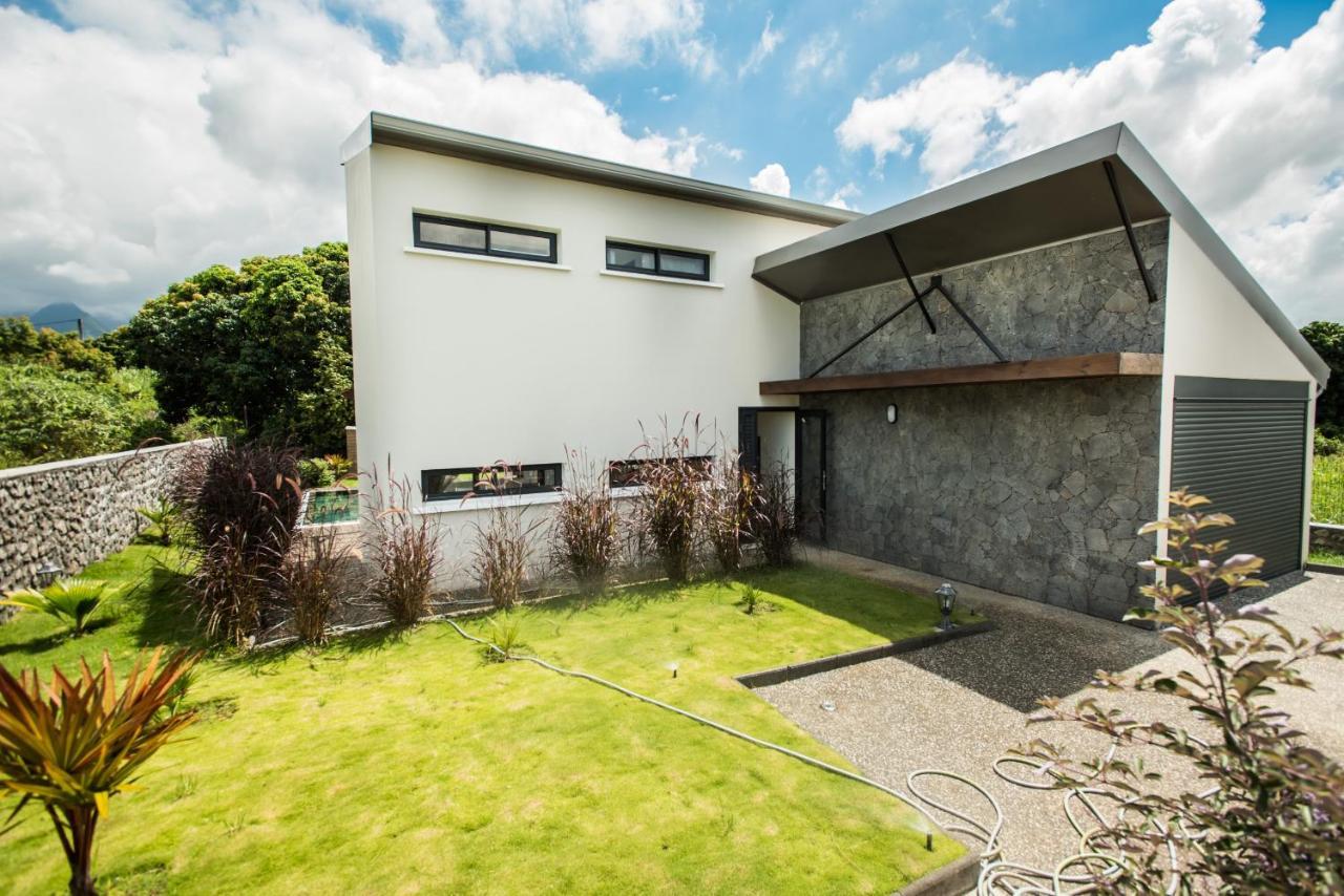 Villa Isis A L Entre-Deux Avec Piscine Pour 7 Personnes Entre Deux Exterior photo